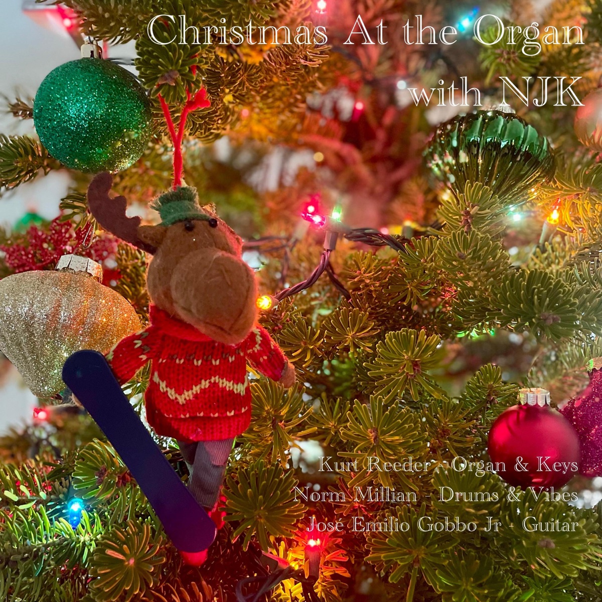 Christmas At The Organ